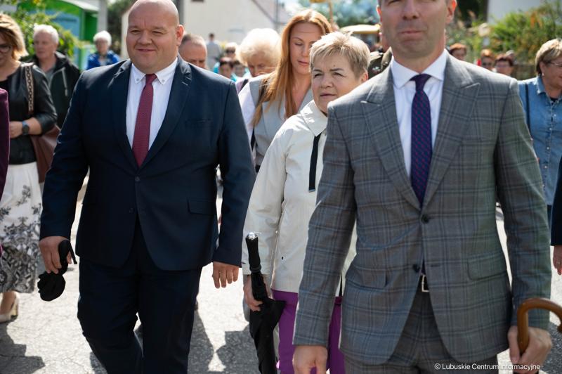 Członek Zarządu Województwa Lubuskiego Anna Chinalska wzięła udział w dożynkach gminnych, które odbyły się 23 sierpnia 2025 r. w Marcinowicach.