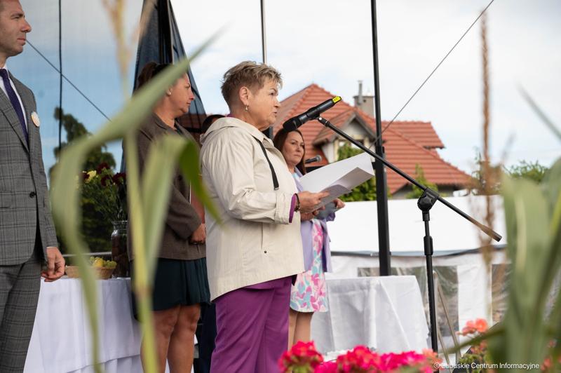 Członek Zarządu Województwa Lubuskiego Anna Chinalska wzięła udział w dożynkach gminnych, które odbyły się 23 sierpnia 2025 r. w Marcinowicach.
