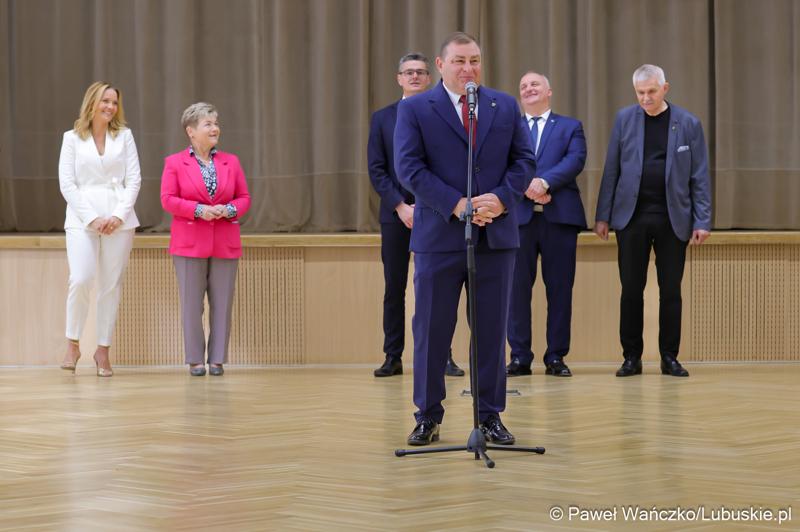 Spotkanie nowego marszałka województwa lubuskiego Sebastiana Ciemnoczołowskiego, wraz z całym Zarządem Województwa, z pracownikami Urzędu Marszałkowskiego