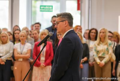 Spotkanie nowego marszałka województwa lubuskiego Sebastiana Ciemnoczołowskiego, wraz z całym Zarządem Województwa, z pracownikami Urzędu Marszałkowskiego