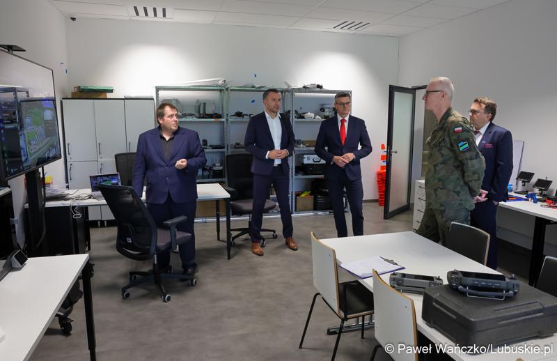 Zwiedzenie najważniejszych części Parku Technologii Kosmicznych w Zielonej Górze-Nowym Kisielinie
