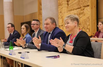 Uczestnicy V Sesji Młodzieżowego Sejmiku Województwa Lubuskiego w Zielonej Górze