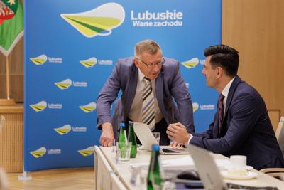 W poniedziałek (15 września 2025 r.) w urzędzie marszałkowskim w Zielonej Górze odbyła się XIII zwyczajna sesja Sejmiku Województwa Lubuskiego
