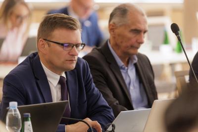 W poniedziałek (15 września 2025 r.) w urzędzie marszałkowskim w Zielonej Górze odbyła się XIII zwyczajna sesja Sejmiku Województwa Lubuskiego