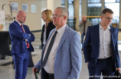 Uczestnicy wrześniowej Sesji Sejmiku VII kadencji 