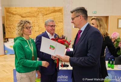 Uczestnicy wrześniowej Sesji Sejmiku VII kadencji 