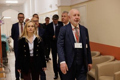  Jolanta Sobierańska-Grenda z wizyta w zielonogórskim szpitalu uniwersyteckim