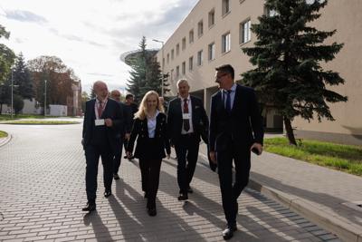  Jolanta Sobierańska-Grenda z wizyta w zielonogórskim szpitalu uniwersyteckim