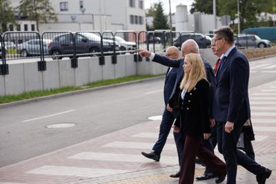  Jolanta Sobierańska-Grenda z wizyta w zielonogórskim szpitalu uniwersyteckim