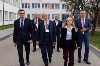  Jolanta Sobierańska-Grenda z wizyta w zielonogórskim szpitalu uniwersyteckim