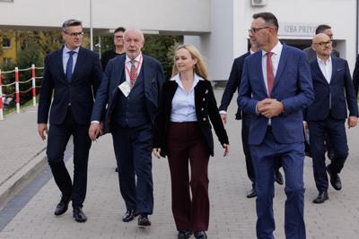  Jolanta Sobierańska-Grenda z wizyta w zielonogórskim szpitalu uniwersyteckim
