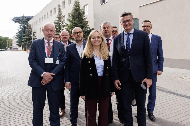 Jolanta Sobierańska-Grenda z wizyta w zielonogórskim szpitalu uniwersyteckim