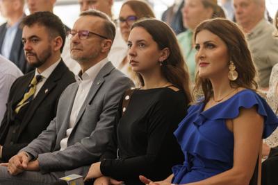 Kongres Gospodarczy to jedno z najważniejszych spotkań świata biznesu, samorządu i nauki w Lubuskiem. To właśnie tu uczestnicy szukają inspiracji, nowych technologii i kierunków rozwoju, skupiając się na kluczowych specjalizacjach regionu: innowacyjnym przemyśle, zielonej gospodarce oraz zdrowiu i jakości życia.