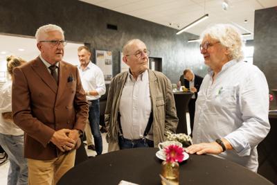 Kongres Gospodarczy to jedno z najważniejszych spotkań świata biznesu, samorządu i nauki w Lubuskiem. To właśnie tu uczestnicy szukają inspiracji, nowych technologii i kierunków rozwoju, skupiając się na kluczowych specjalizacjach regionu: innowacyjnym przemyśle, zielonej gospodarce oraz zdrowiu i jakości życia.