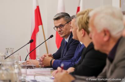 Marszałek Sebastian Ciemnoczołowski wystapił na sesji Radny Gminy Zabór