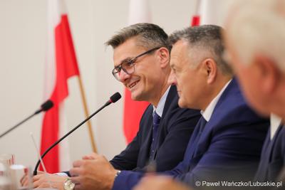 Marszałek Sebastian Ciemnoczołowski wystapił na sesji Radny Gminy Zabór
