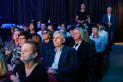 W Centrum Kształcenia Zawodowego i Ustawicznego „Elektryk” w Nowej Soli odbyła się konferencja z okazji otwarcia Branżowego Centrum Umiejętności w dziedzinie elektromobilności. W wydarzeniu wziął udział wicemarszałek Grzegorz Potęga.