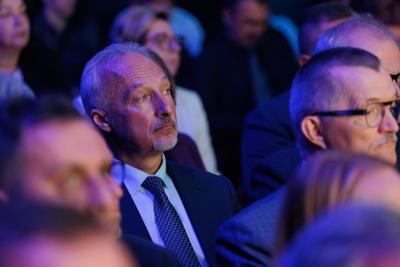 W Centrum Kształcenia Zawodowego i Ustawicznego „Elektryk” w Nowej Soli odbyła się konferencja z okazji otwarcia Branżowego Centrum Umiejętności w dziedzinie elektromobilności. W wydarzeniu wziął udział wicemarszałek Grzegorz Potęga.
