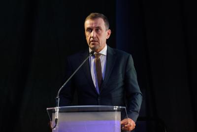 W Centrum Kształcenia Zawodowego i Ustawicznego „Elektryk” w Nowej Soli odbyła się konferencja z okazji otwarcia Branżowego Centrum Umiejętności w dziedzinie elektromobilności. W wydarzeniu wziął udział wicemarszałek Grzegorz Potęga.