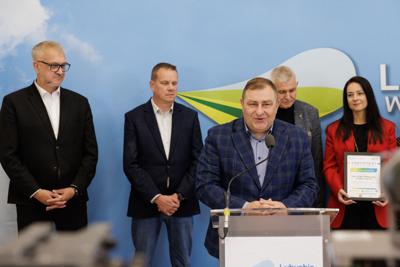 Nagrody "Perła 2025" 

Lubuska Perła Turystyczna to wyróżnienie dla atrakcyjnych, innowacyjnych, przyjaznych turystom produktów – wydarzeń, miejsc czy usług.