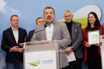 Nagrody "Perła 2025" 

Lubuska Perła Turystyczna to wyróżnienie dla atrakcyjnych, innowacyjnych, przyjaznych turystom produktów – wydarzeń, miejsc czy usług.