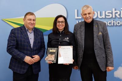 Nagrody "Perła 2025" 

Lubuska Perła Turystyczna to wyróżnienie dla atrakcyjnych, innowacyjnych, przyjaznych turystom produktów – wydarzeń, miejsc czy usług.