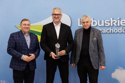 Nagrody "Perła 2025" 

Lubuska Perła Turystyczna to wyróżnienie dla atrakcyjnych, innowacyjnych, przyjaznych turystom produktów – wydarzeń, miejsc czy usług.