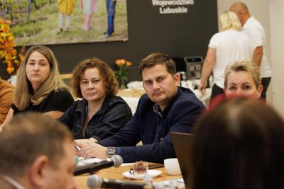 Spotkanie miało na celu omówienie postępów we wdrażaniu strategii terytorialnej