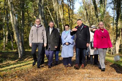 Odnowiony park, położony przy Centrum Leczenia Dzieci i Młodzieży w Zaborze, został oficjalnie zaprezentowany 20 października 2025 r. Zanim jednak doszło do symbolicznego otwarcia terenu, już był on chętnie odwiedzany. 