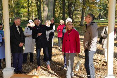 Odnowiony park, położony przy Centrum Leczenia Dzieci i Młodzieży, został oficjalnie zaprezentowany 20 października 2025 r. Zanim jednak doszło do symbolicznego otwarcia terenu, już był on chętnie odwiedzany. 