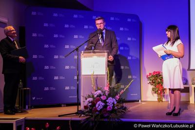 Podczas uroczystości głos zabrał marszałek województwa Sebastian Ciemnoczołowski, który zwrócił uwagę na społeczne znaczenie systemu ubezpieczeń i jego europejskie korzenie