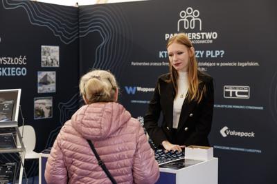 Powiatowy Urząd Pracy w Żaganiu wraz z Partnerstwem Lokalnych Pracodawców zorganizował po raz pierwszy Powiatowe Targi Pracy.