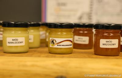 28 października 2025 r. podczas konferencji prasowej w urzędzie marszałkowskim w Zielonej Górze poznaliśmy wyniki konkursu „Ulubiony Producent Lubuski 2025”. 