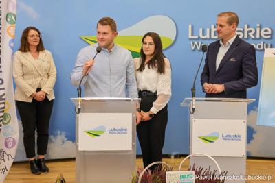 28 października 2025 r. podczas konferencji prasowej w urzędzie marszałkowskim w Zielonej Górze poznaliśmy wyniki konkursu „Ulubiony Producent Lubuski 2025”. 