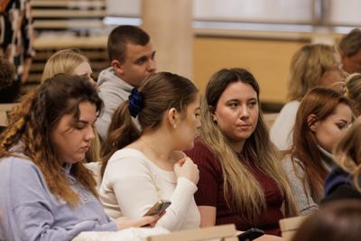 Utrzymanie dobrego zdrowia psychicznego stanowi jeden z najważniejszych warunków
zachowania wysokiej jakości życia osób starszych