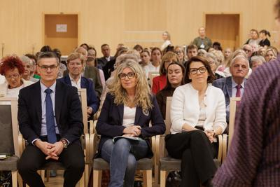 Utrzymanie dobrego zdrowia psychicznego stanowi jeden z najważniejszych warunków
zachowania wysokiej jakości życia osób starszych