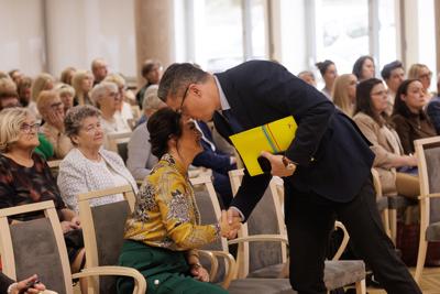 Utrzymanie dobrego zdrowia psychicznego stanowi jeden z najważniejszych warunków
zachowania wysokiej jakości życia osób starszych