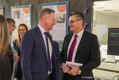 Uczestnicy pierwszego dnia 11. Kongresu Klastrów Polskich w Parku Technologii Kosmicznych w Zielonej Górze-Nowym Kisielinie