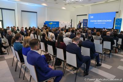 Uczestnicy pierwszego dnia 11. Kongresu Klastrów Polskich w Parku Technologii Kosmicznych w Zielonej Górze-Nowym Kisielinie