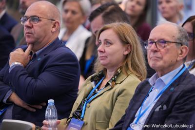 Uczestnicy pierwszego dnia 11. Kongresu Klastrów Polskich w Parku Technologii Kosmicznych w Zielonej Górze-Nowym Kisielinie