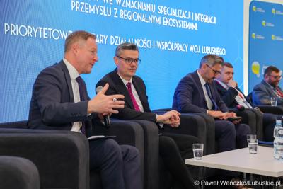 Uczestnicy pierwszego dnia 11. Kongresu Klastrów Polskich w Parku Technologii Kosmicznych w Zielonej Górze-Nowym Kisielinie