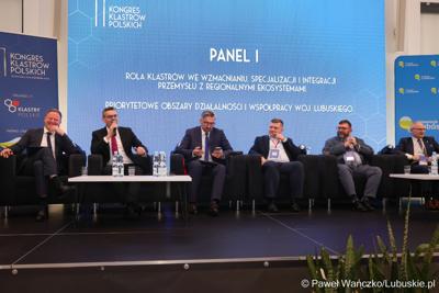 Uczestnicy pierwszego dnia 11. Kongresu Klastrów Polskich w Parku Technologii Kosmicznych w Zielonej Górze-Nowym Kisielinie