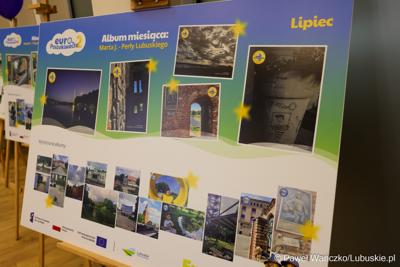 Wicemarszałkowie Grzegorz Potęga i Hubert Harasimowicz wręczyli nagrody laureatom Konkursu EuroPoszukiwacze - drugiej edycja gry terenowej, w której uczestnicy odwiedzali inwestycje zrealizowane w Lubuskiem dzięki Funduszom Europejskim, rozwiązując zadania, quizy i zagadki.