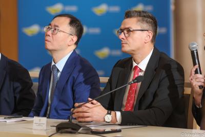 Wizyta ambasadora nadzwyczajnego i pełnomocnego Chińskiej Republiki Ludowej Lu Shanem w Urzędzie Marszałkowskim Województwa Lubuskiego w Zielonej Górze