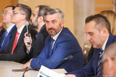 Wizyta ambasadora nadzwyczajnego i pełnomocnego Chińskiej Republiki Ludowej Lu Shanem w Urzędzie Marszałkowskim Województwa Lubuskiego w Zielonej Górze