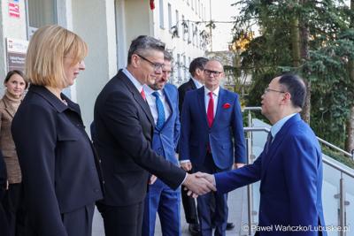 Wizyta ambasadora nadzwyczajnego i pełnomocnego Chińskiej Republiki Ludowej Lu Shanem w Urzędzie Marszałkowskim Województwa Lubuskiego w Zielonej Górze