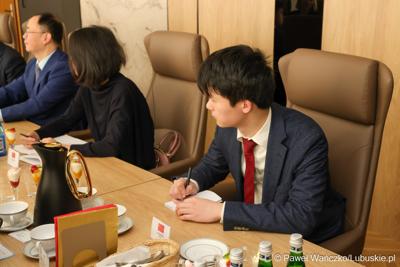 Wizyta ambasadora nadzwyczajnego i pełnomocnego Chińskiej Republiki Ludowej Lu Shanem w Urzędzie Marszałkowskim Województwa Lubuskiego w Zielonej Górze