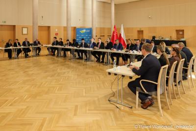 Wizyta ambasadora nadzwyczajnego i pełnomocnego Chińskiej Republiki Ludowej Lu Shanem w Urzędzie Marszałkowskim Województwa Lubuskiego w Zielonej Górze