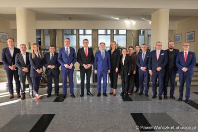 Wizyta ambasadora nadzwyczajnego i pełnomocnego Chińskiej Republiki Ludowej Lu Shanem w Urzędzie Marszałkowskim Województwa Lubuskiego w Zielonej Górze