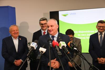 Województwo Lubuskie konsekwentnie wspiera lubuskich strażaków. Umowy z gminami z północy regionu podpisane